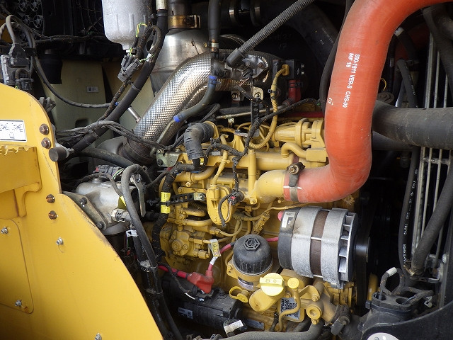 KOMATSU　/　PC03-1