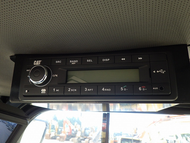 KOMATSU　/　PC03-1