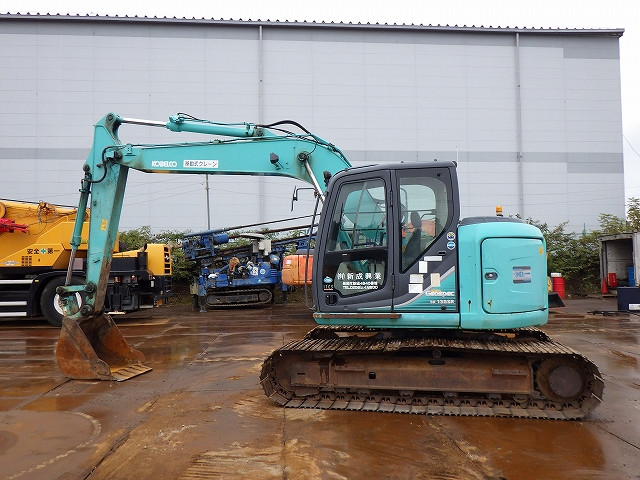 KOMATSU　/　PC03-1