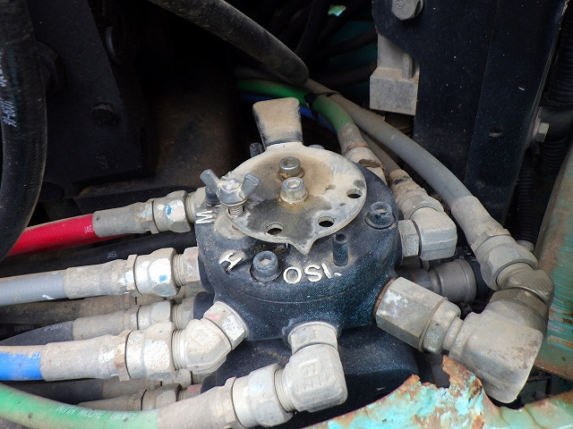 KOMATSU　/　PC03-1